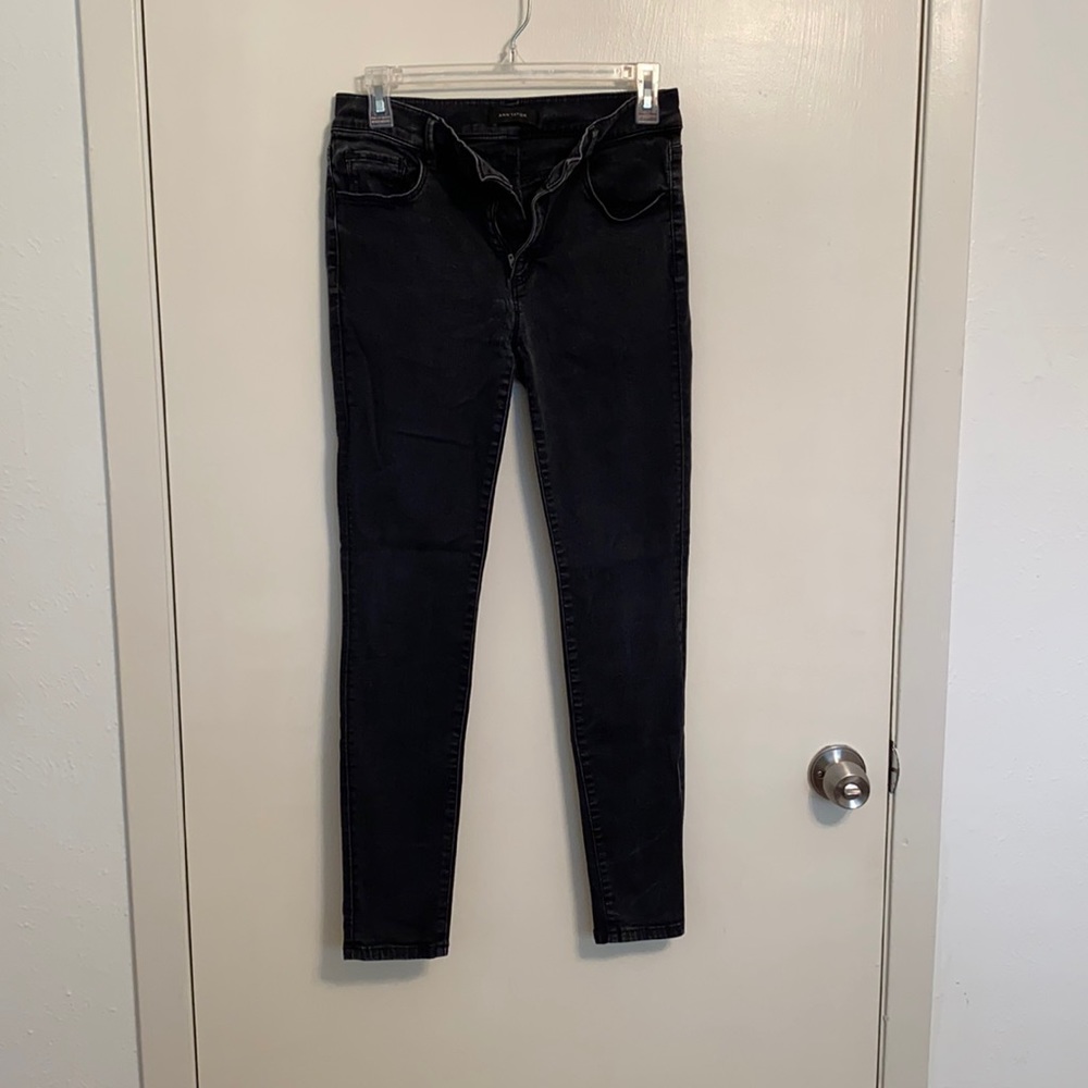 ANN TAYLOR Size 6 Black Jeans